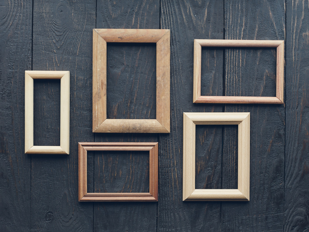 Custom Frame Mouldings Owatonna, MN Central Park Framing & Finds